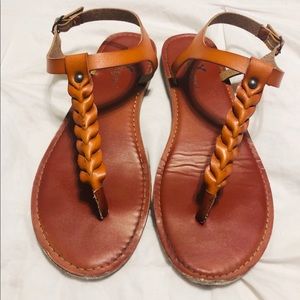 American Eagle Thong Sandals